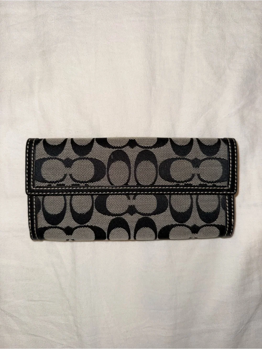 Coach Signature Jacquard Turnlock Wallet